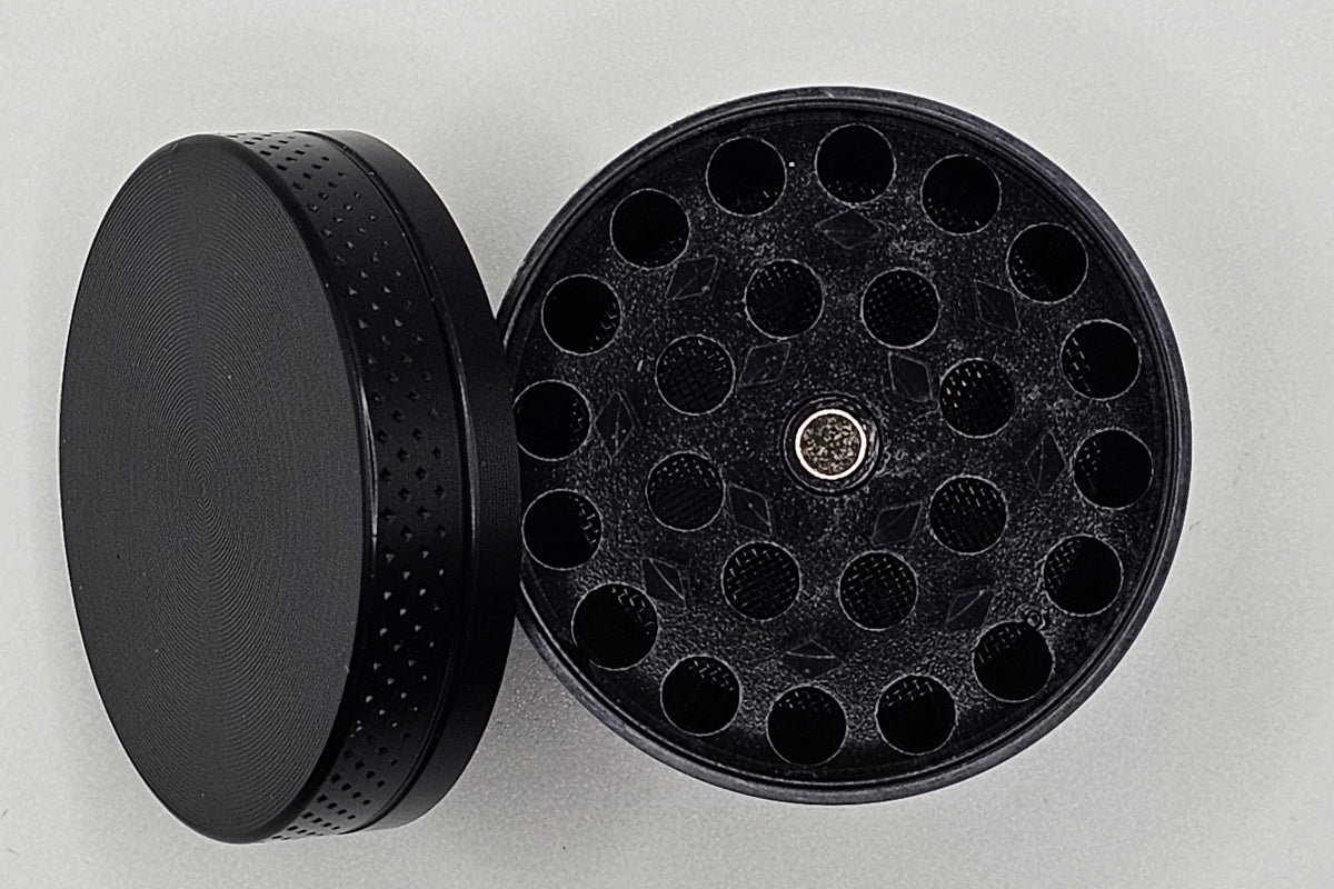 Grinder mit Wunschgravur - Meisenberger Laser & Gravur