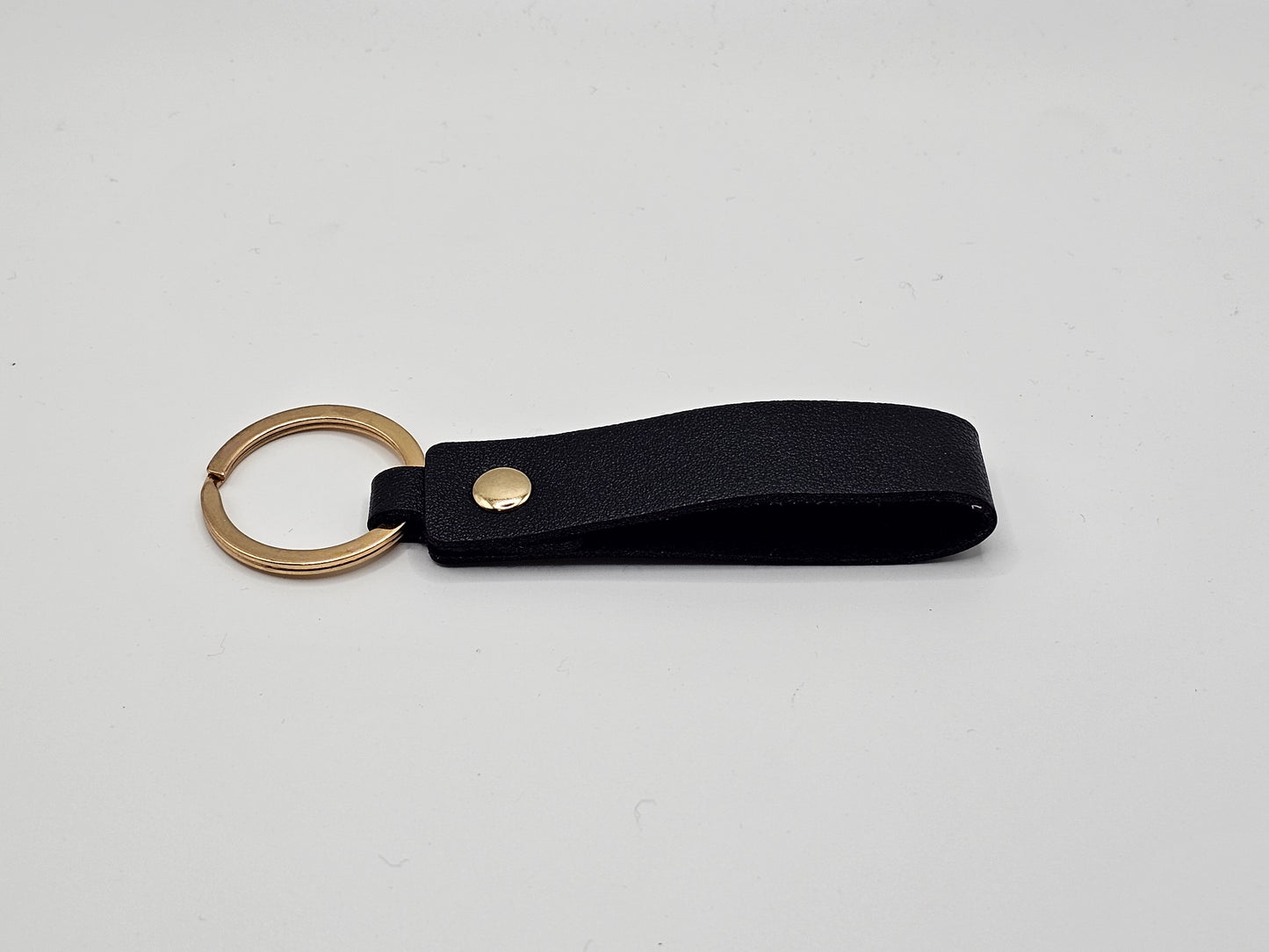 Lederband Schlüsselanhänger mit Wunschgravur - Meisenberger Laser & Gravur