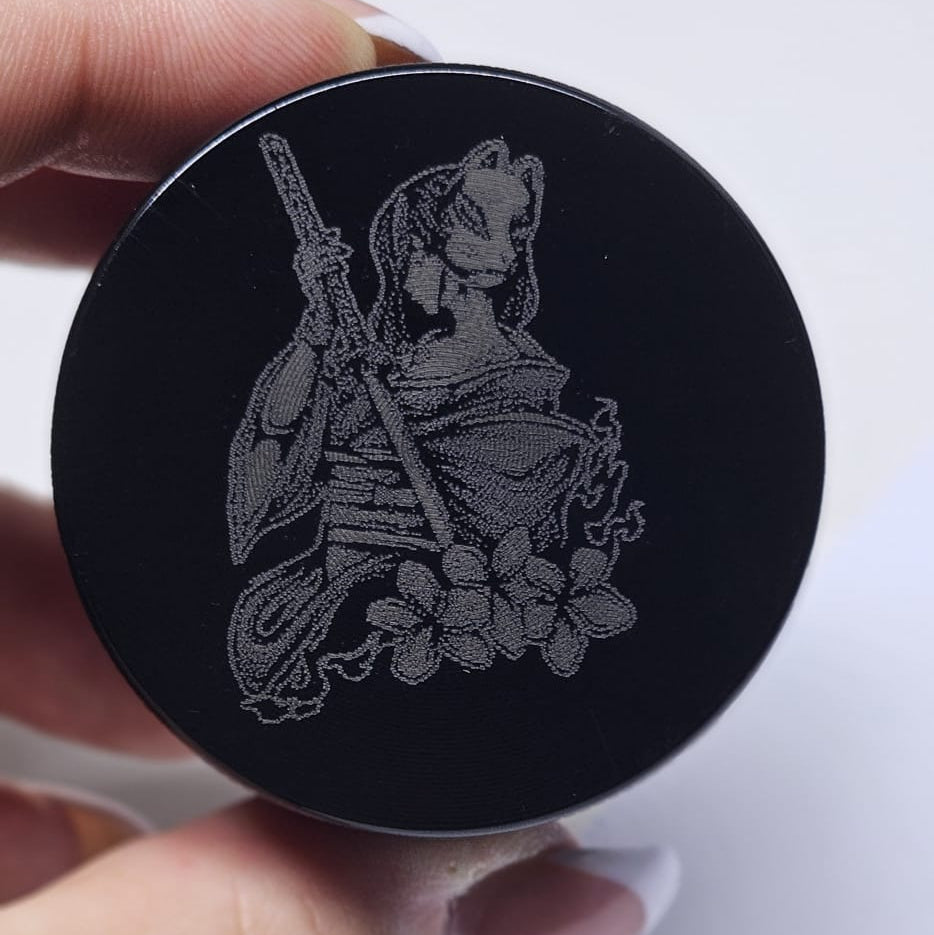 Personalisierter Grinder Groß - mit Gravur